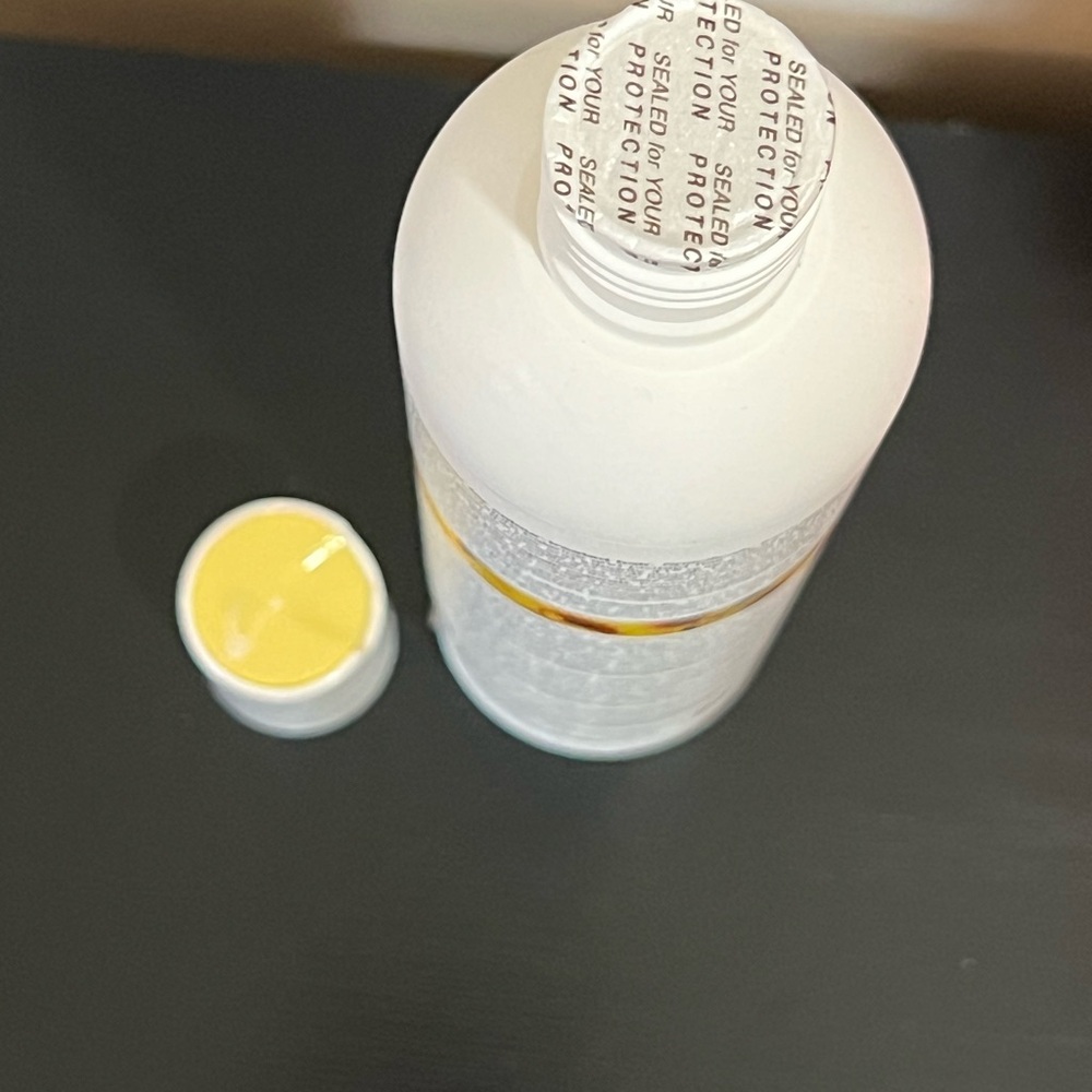 MILK SHAKE Conditioner - Picture 4 of 5